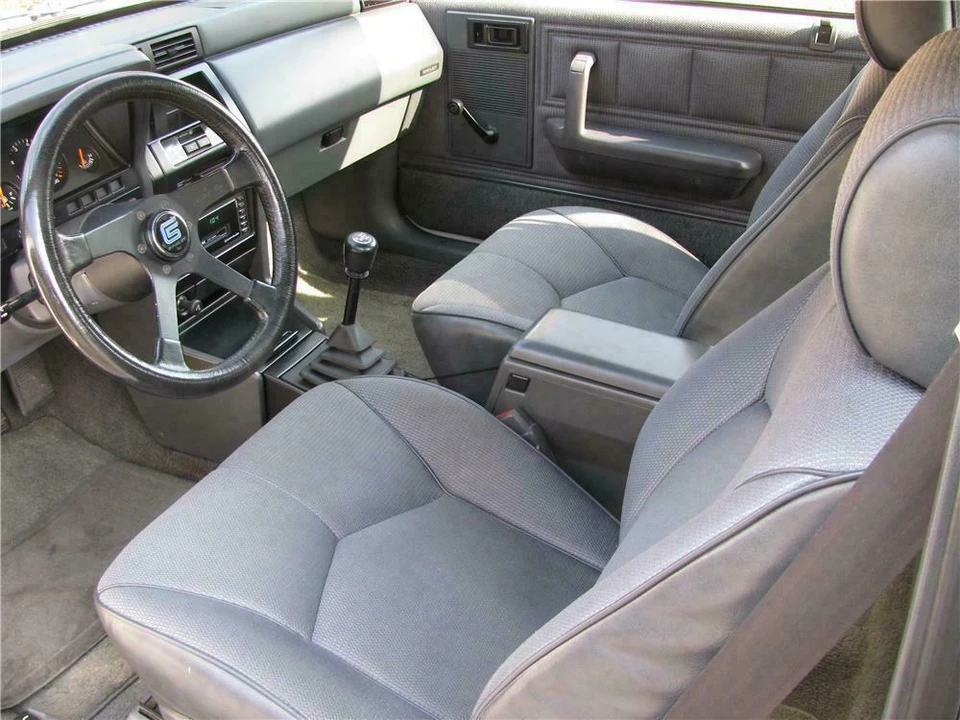 1988 Dodge Shelby CSX - Image 4 of 5