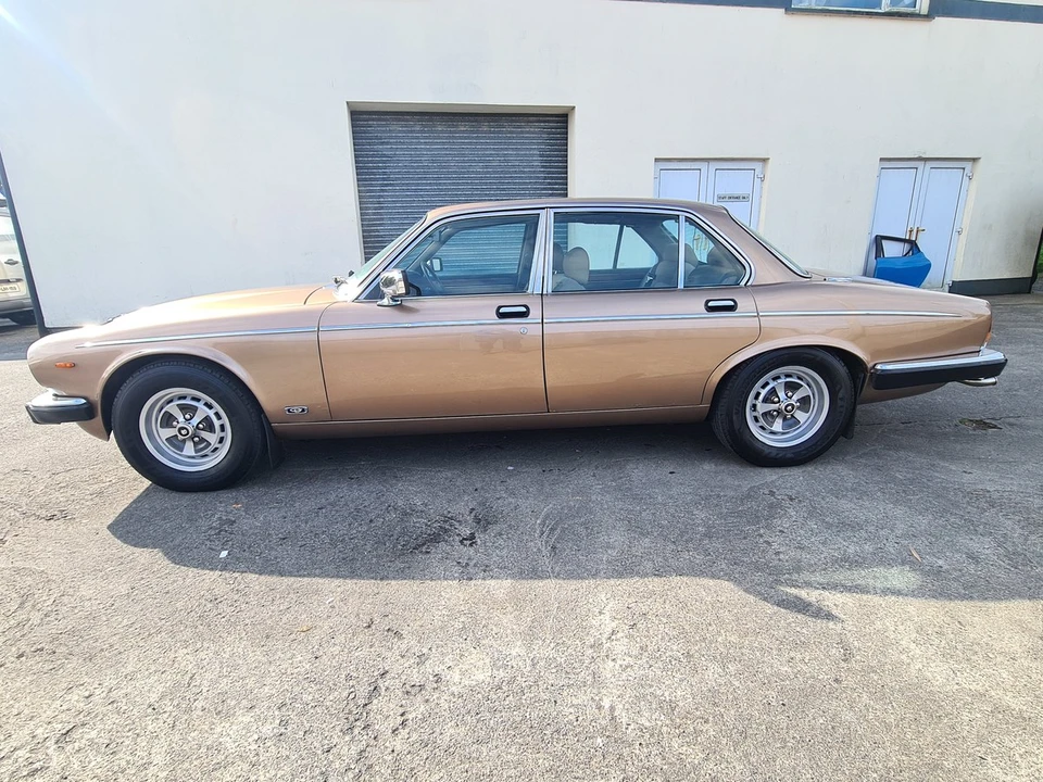 1988 Daimler - Image 7 of 30