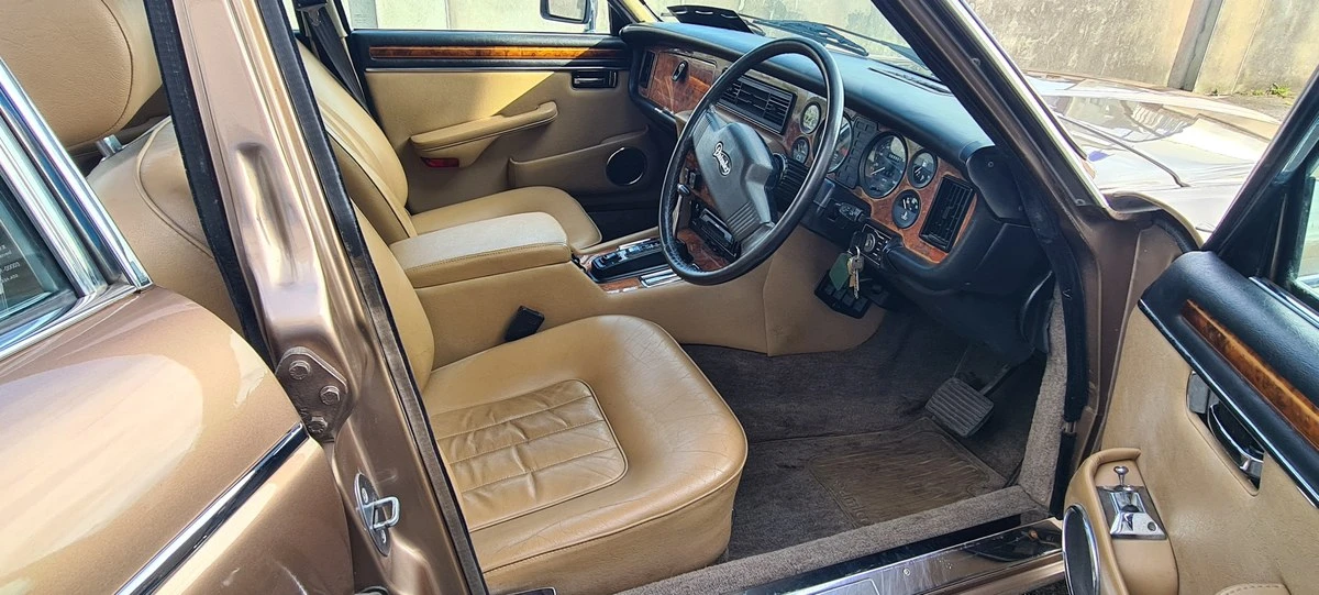 1988 Daimler - Image 17 of 30