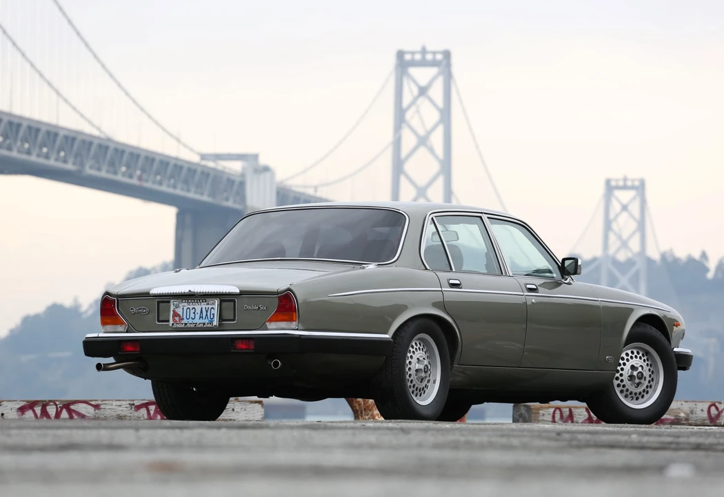 1988 Daimler - Image 2 of 31