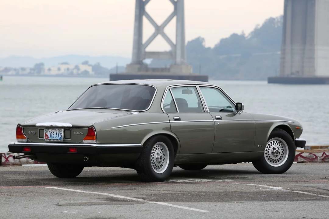1988 Daimler - Image 3 of 31