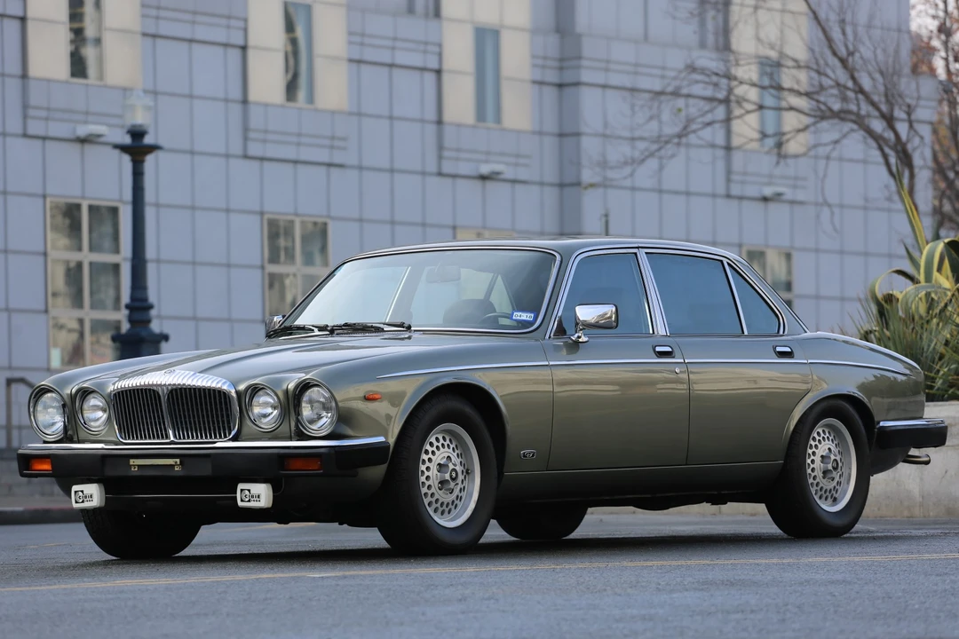 1988 Daimler - Image 9 of 31