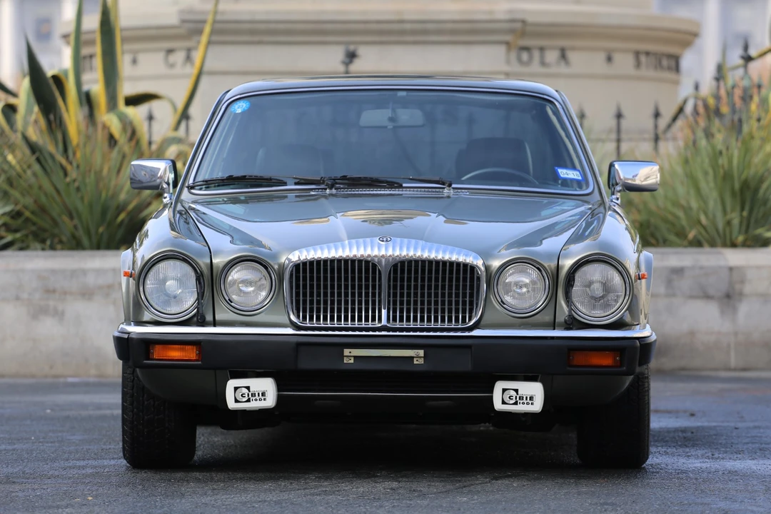 1988 Daimler - Image 11 of 31