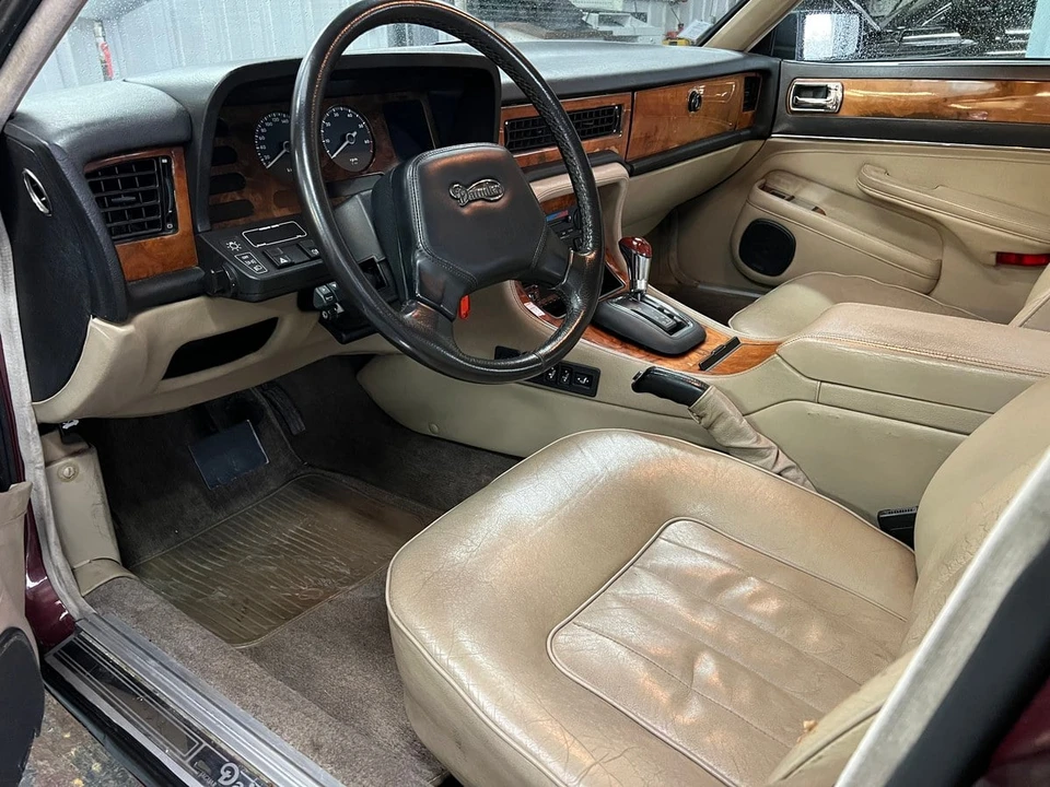 1988 Daimler - Image 15 of 30
