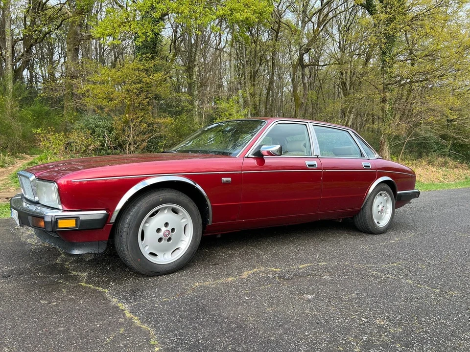 1988 Daimler - Image 3 of 30