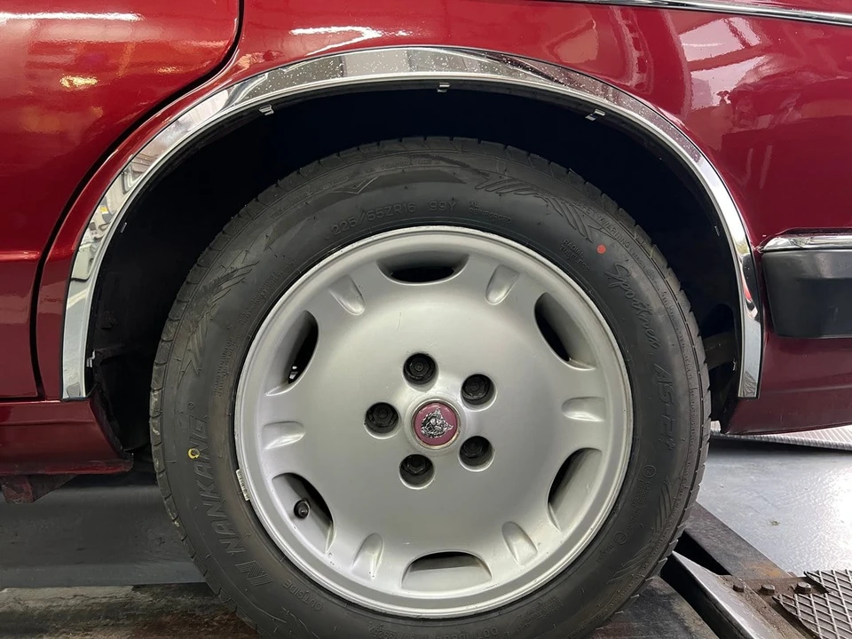 1988 Daimler - Image 8 of 30
