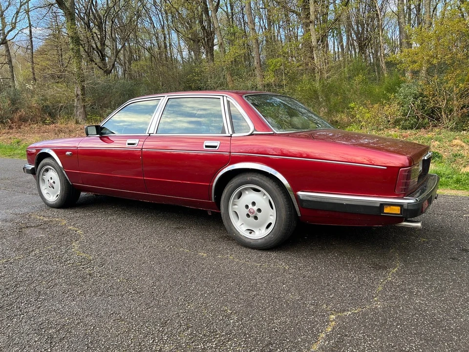 1988 Daimler - Image 4 of 30