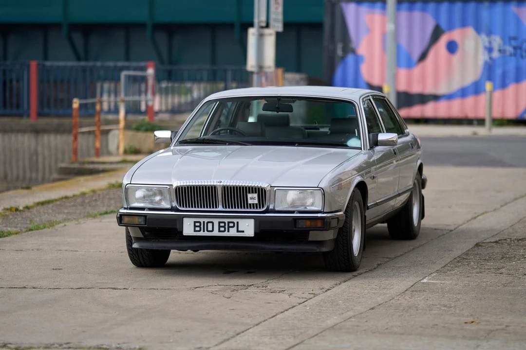 1988 Daimler - Image 7 of 30