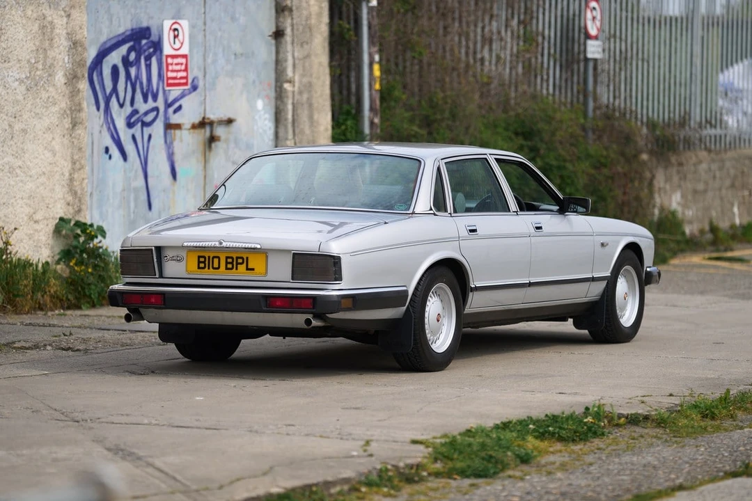 1988 Daimler - Image 11 of 30