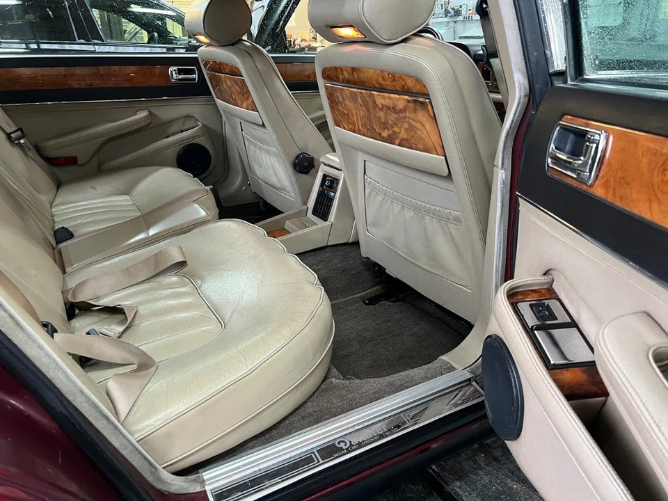 1988 Daimler - Image 22 of 30