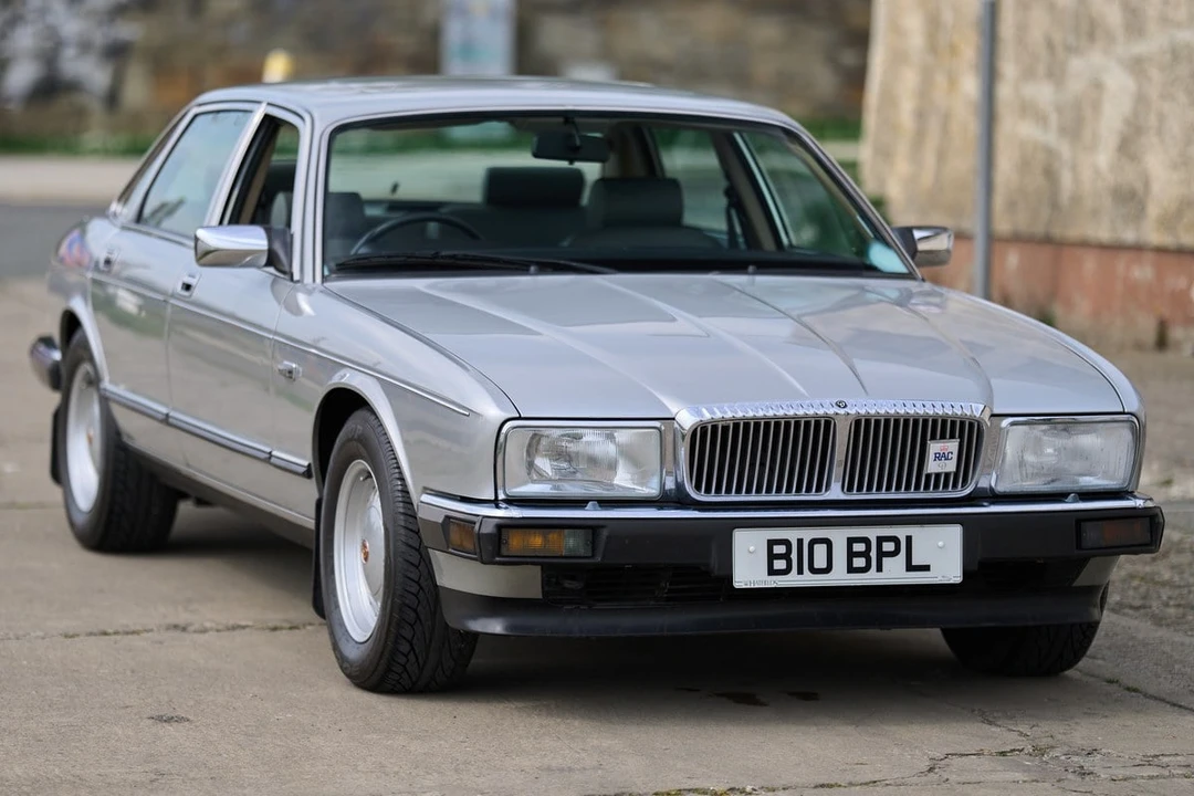 1988 Daimler - Image 5 of 30