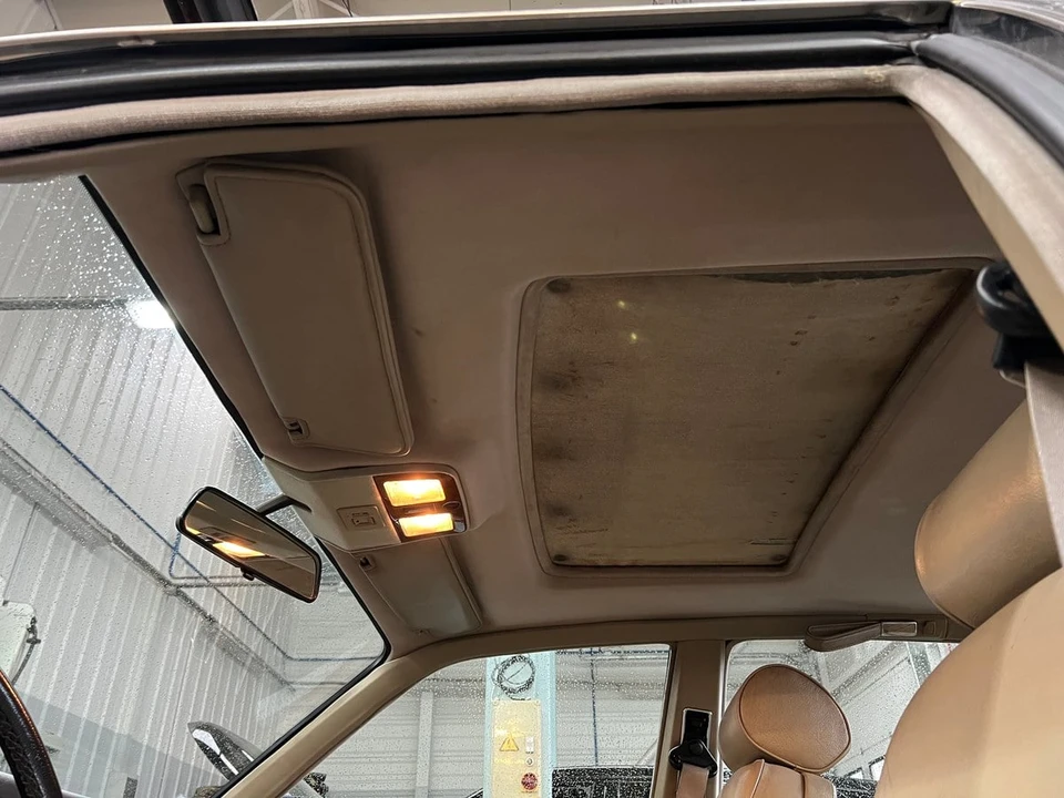 1988 Daimler - Image 17 of 30