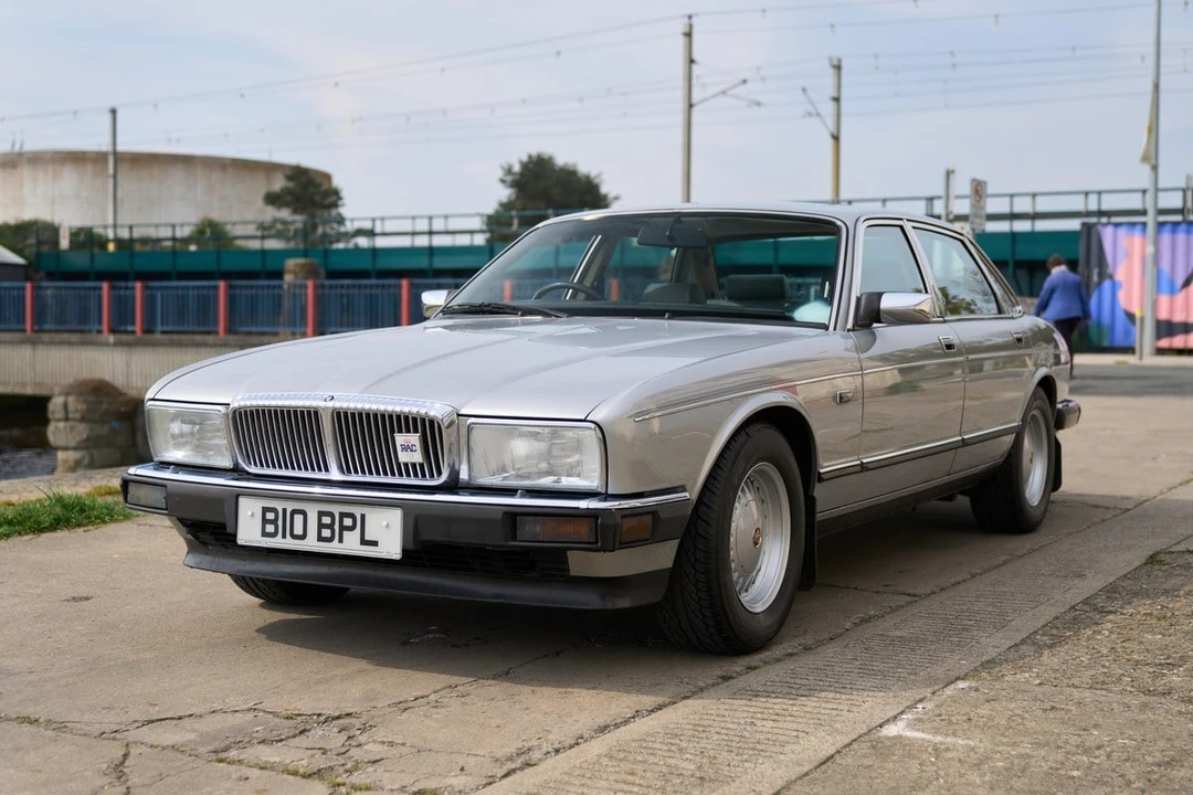 1988 Daimler - Image 13 of 30