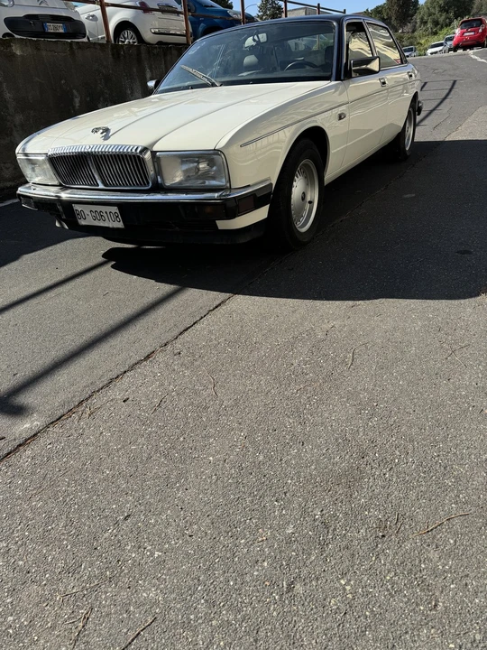 1988 Daimler - Image 3 of 30
