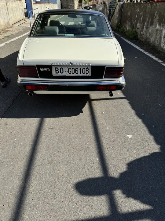 1988 Daimler - Image 7 of 30