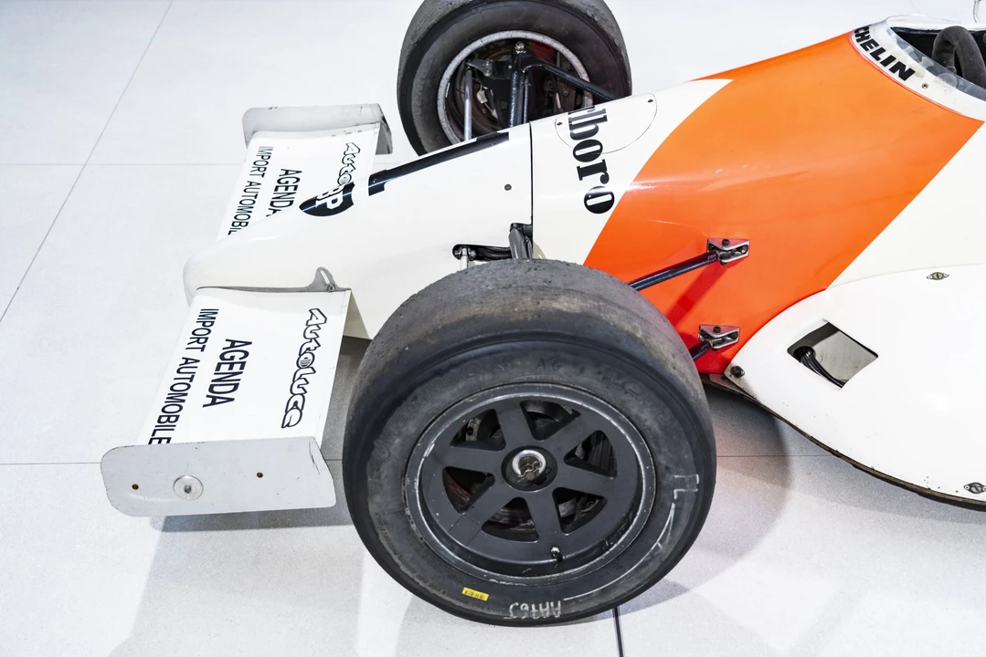 1988 Dallara - Image 23 of 31