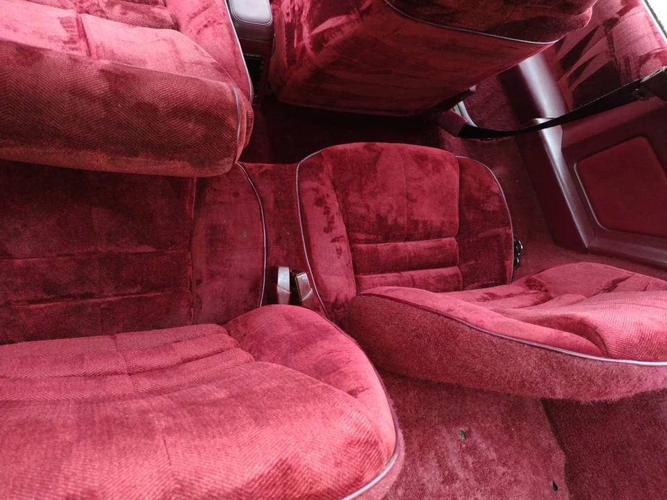 1988 Dodge Daytona - Image 14 of 18