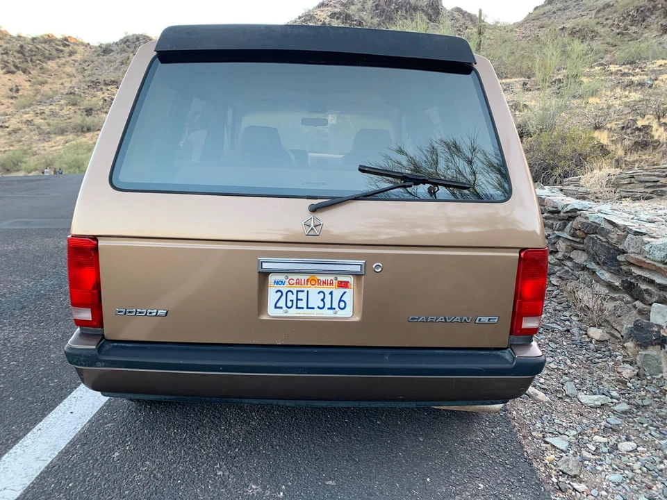 1988 Dodge Caravan - Image 13 of 31