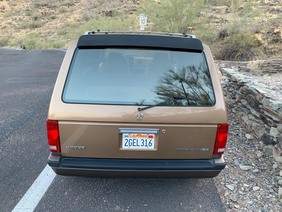 1988 Dodge Caravan - Image 14 of 31