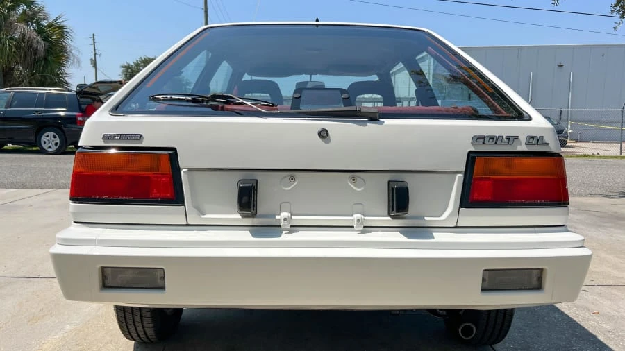 1988 Dodge Colt - Image 6 of 31