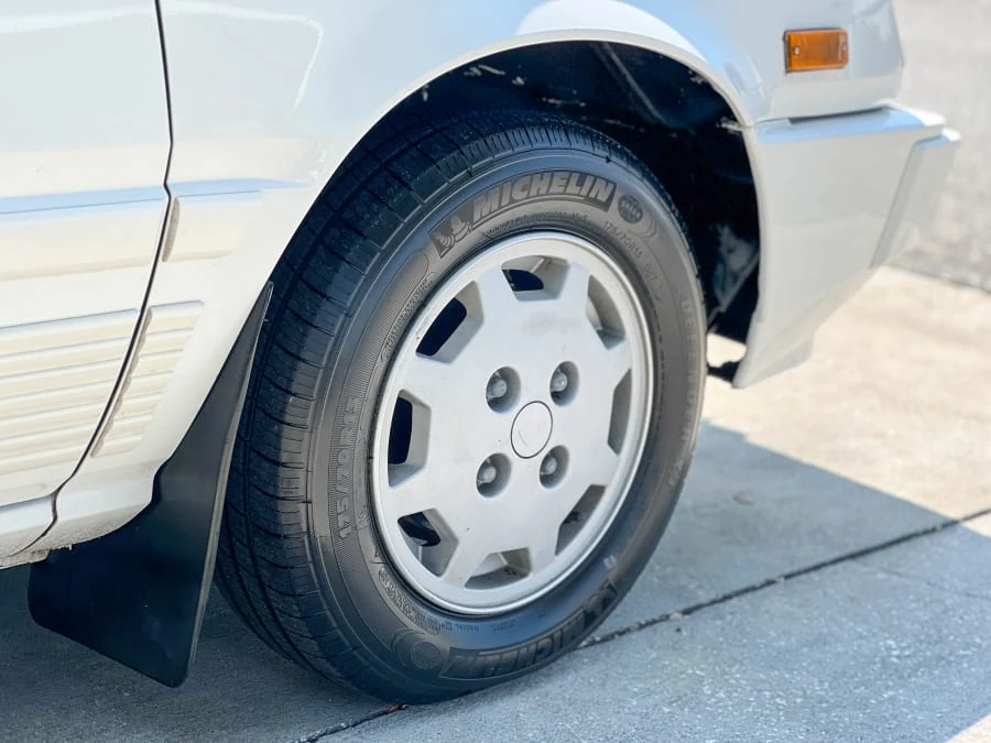1988 Dodge Colt - Image 14 of 31