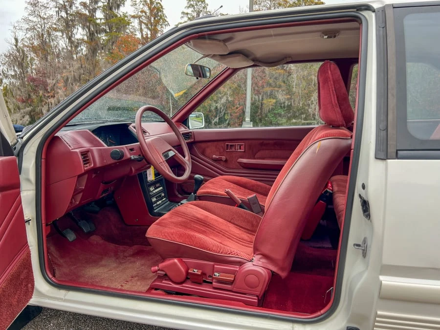 1988 Dodge Colt - Image 24 of 31