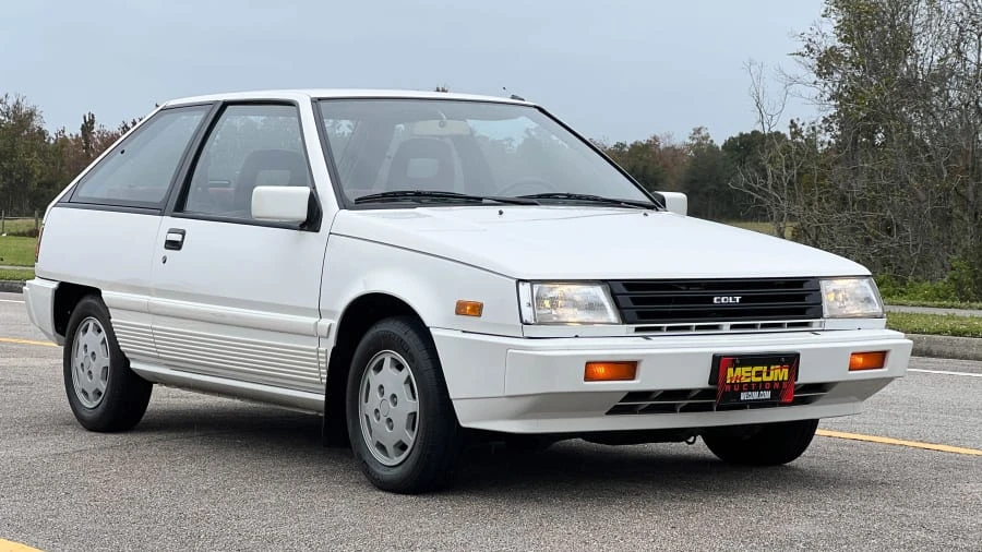 1988 Dodge Colt - Image 6 of 31