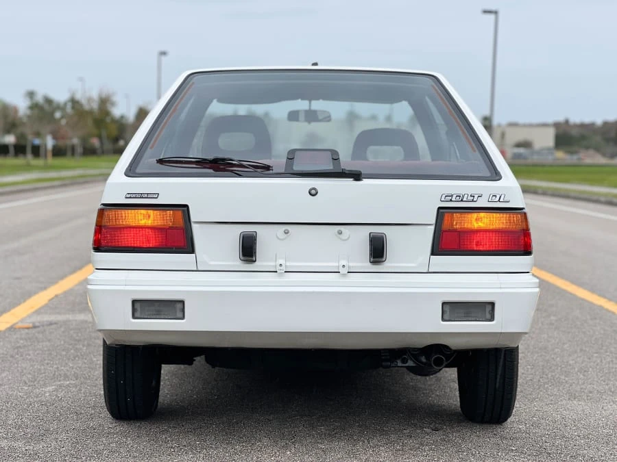 1988 Dodge Colt - Image 5 of 31