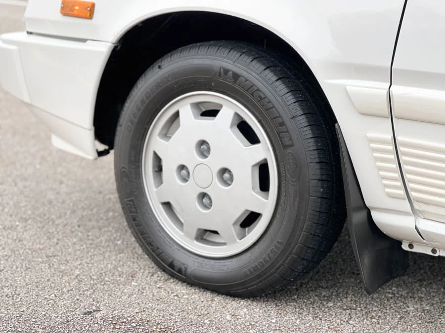 1988 Dodge Colt - Image 9 of 31