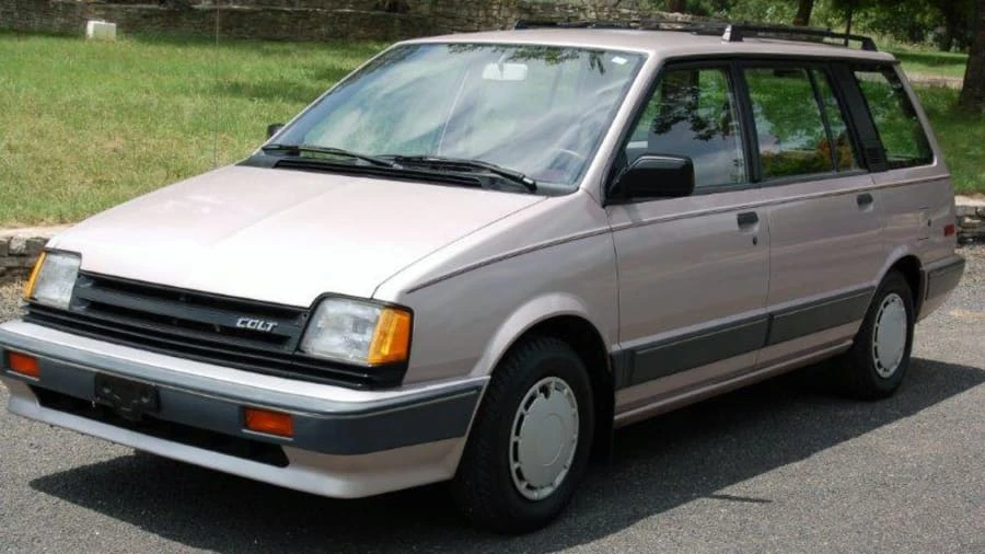1988 Dodge Colt - Image 8 of 8