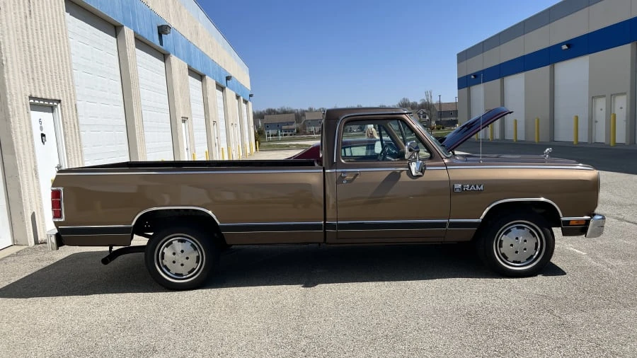 1988 Dodge Ram 1st Gen - Image 2 of 16