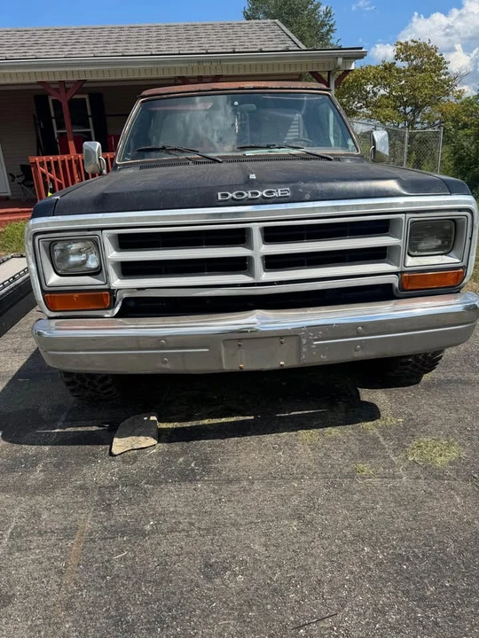 1988 Dodge D Series - Image 2 of 5