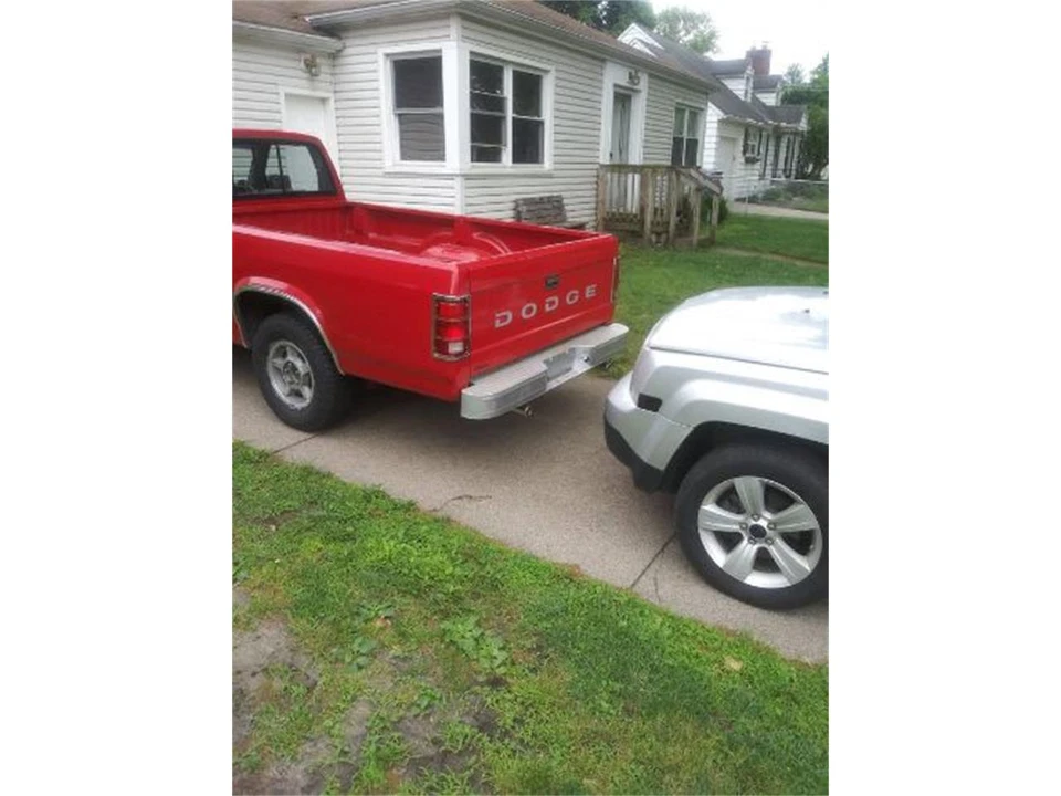 1988 Dodge Dakota 1st Gen - Image 4 of 5