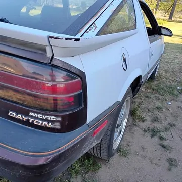 1988 Dodge Daytona Hatchback 2D
