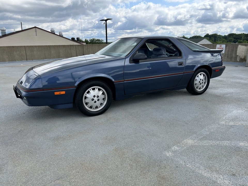 1988 Dodge Daytona - Image 2 of 31