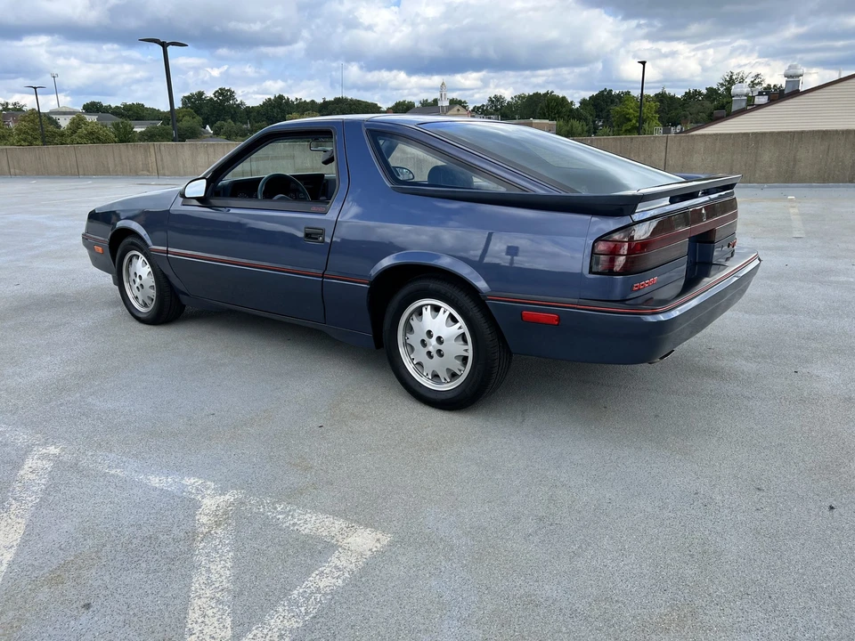 1988 Dodge Daytona - Image 20 of 31