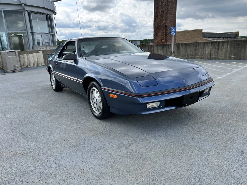 1988 Dodge Daytona - Image 8 of 31