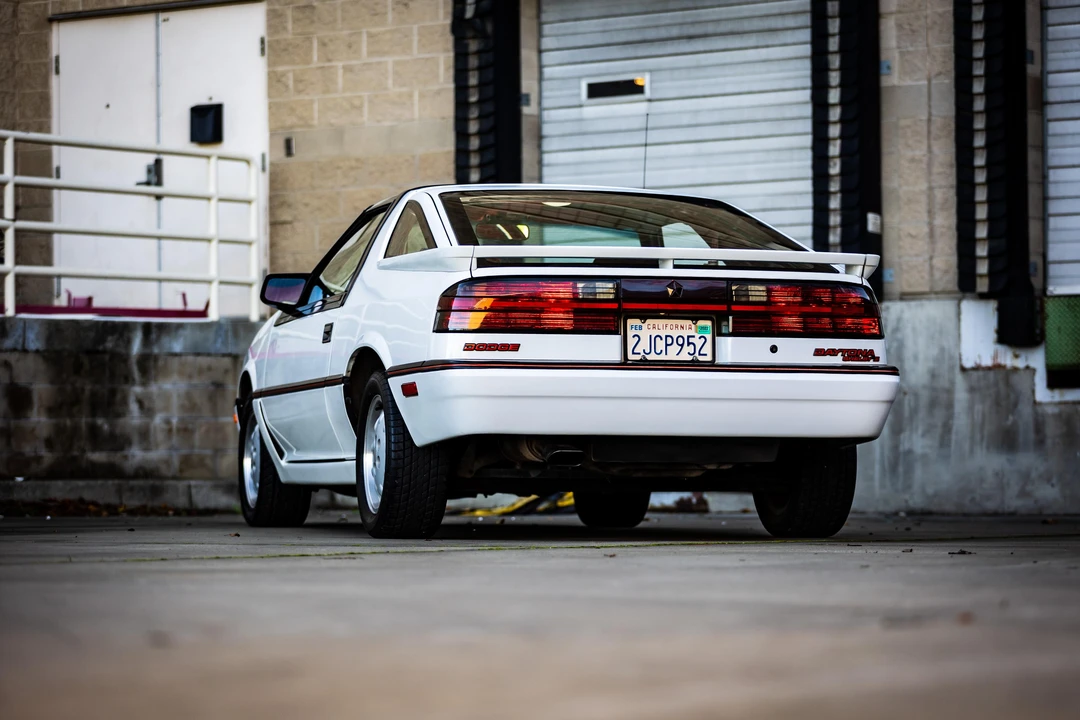 1988 Dodge Daytona - Image 22 of 31