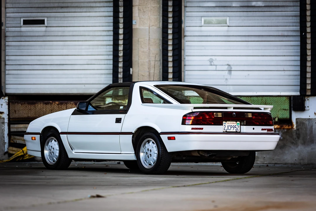 1988 Dodge Daytona - Image 18 of 31