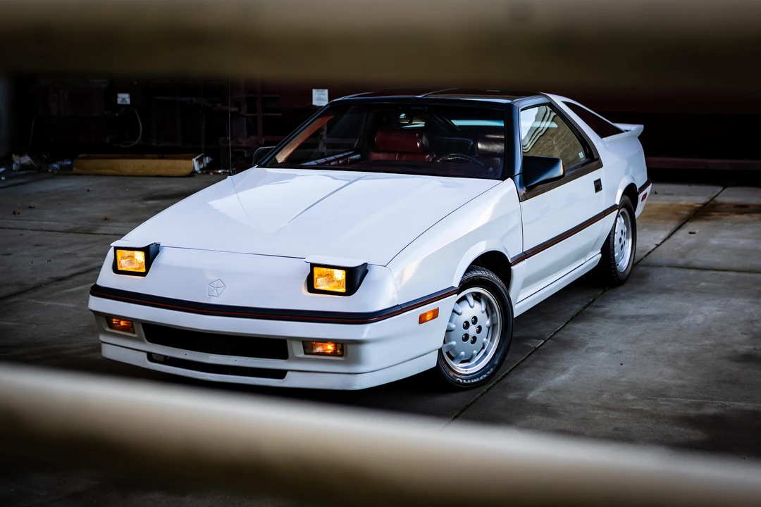 1988 Dodge Daytona - Image 7 of 31