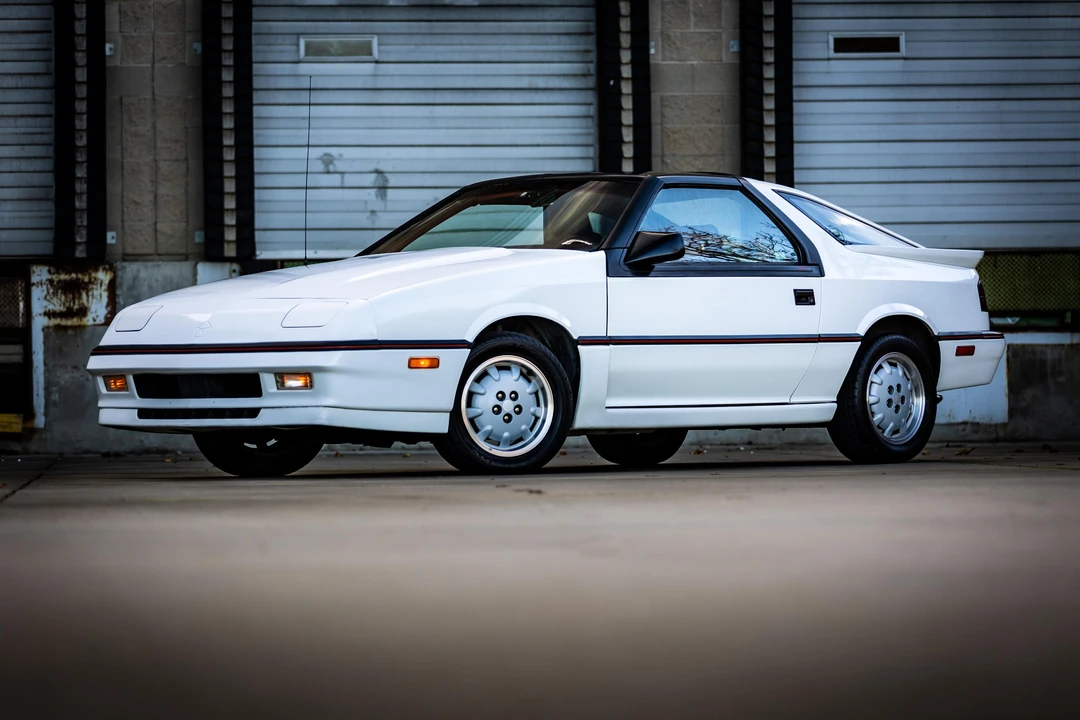 1988 Dodge Daytona - Image 13 of 31