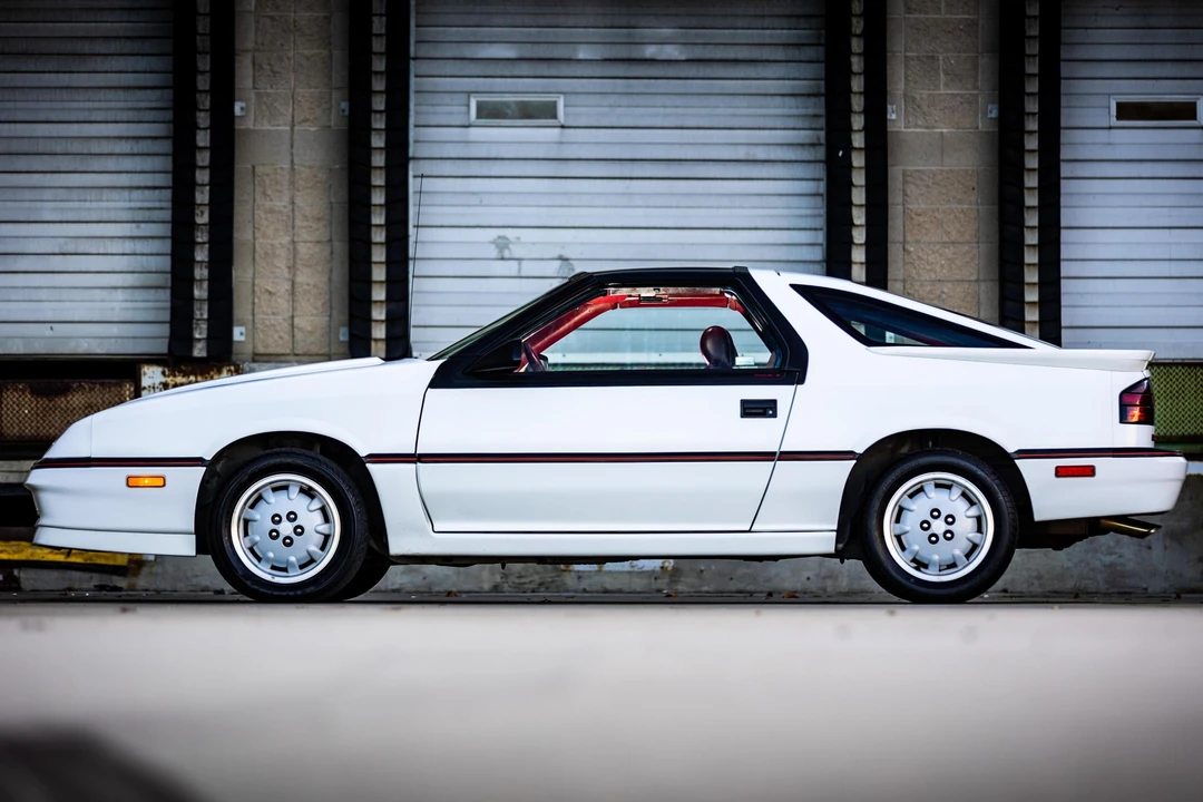 1988 Dodge Daytona - Image 3 of 31