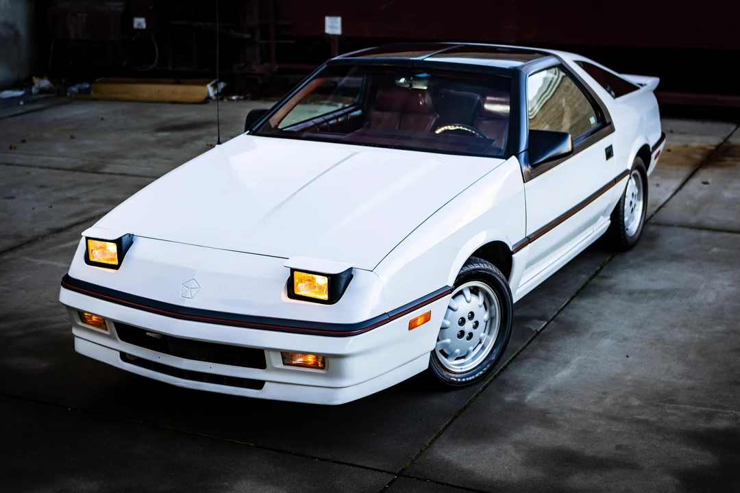 1988 Dodge Daytona - Image 8 of 31