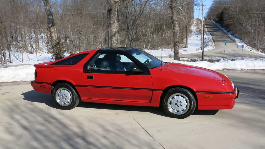 1988 Dodge Daytona - Image 2 of 11