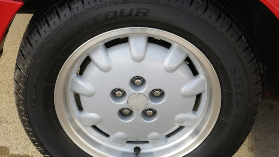 1988 Dodge Daytona - Image 9 of 11