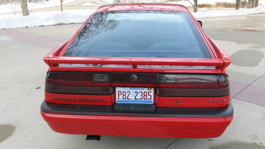 1988 Dodge Daytona - Image 10 of 11