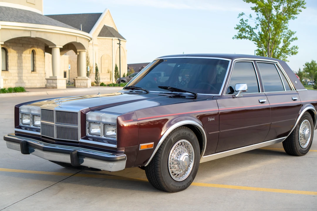 1988 Dodge Diplomat - Image 14 of 31