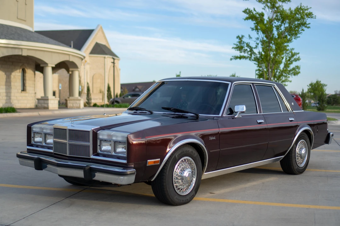 1988 Dodge Diplomat - Image 7 of 31