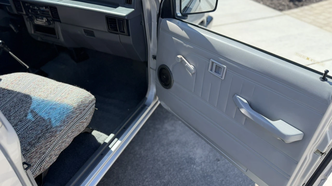 1988 Dodge Ram 1st Gen - Image 26 of 31