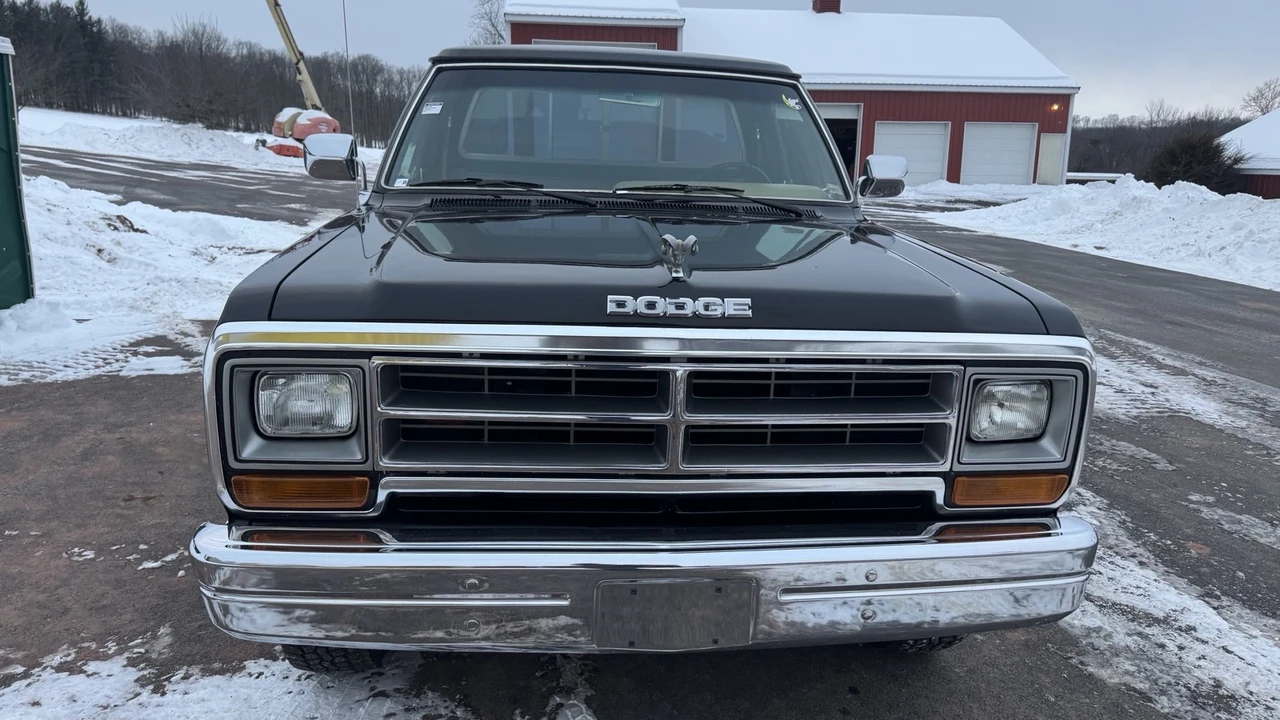 1988 Dodge Ram 1st Gen - Image 2 of 15